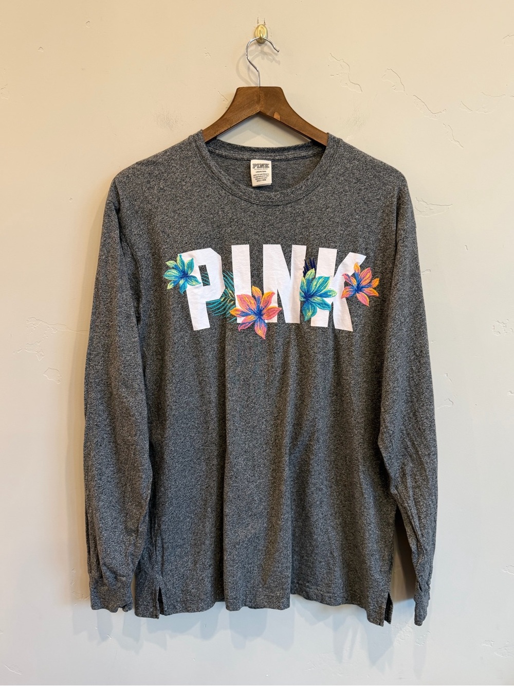 PINK Victoria’s Secret Heathered Gray 100% Cotton Tropical Flower Long Sleeve